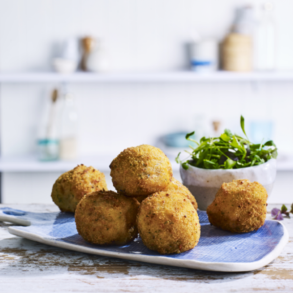 STEGGLES Mini Chicken Garlic Kiev Balls